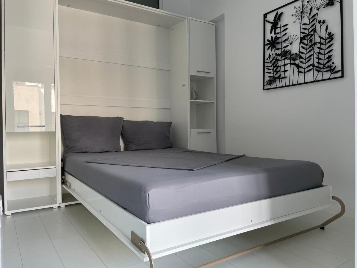 Luxury Westpark 2-Room Apartment Lakeview W5 บูคาเรสต์ ภายนอก รูปภาพ