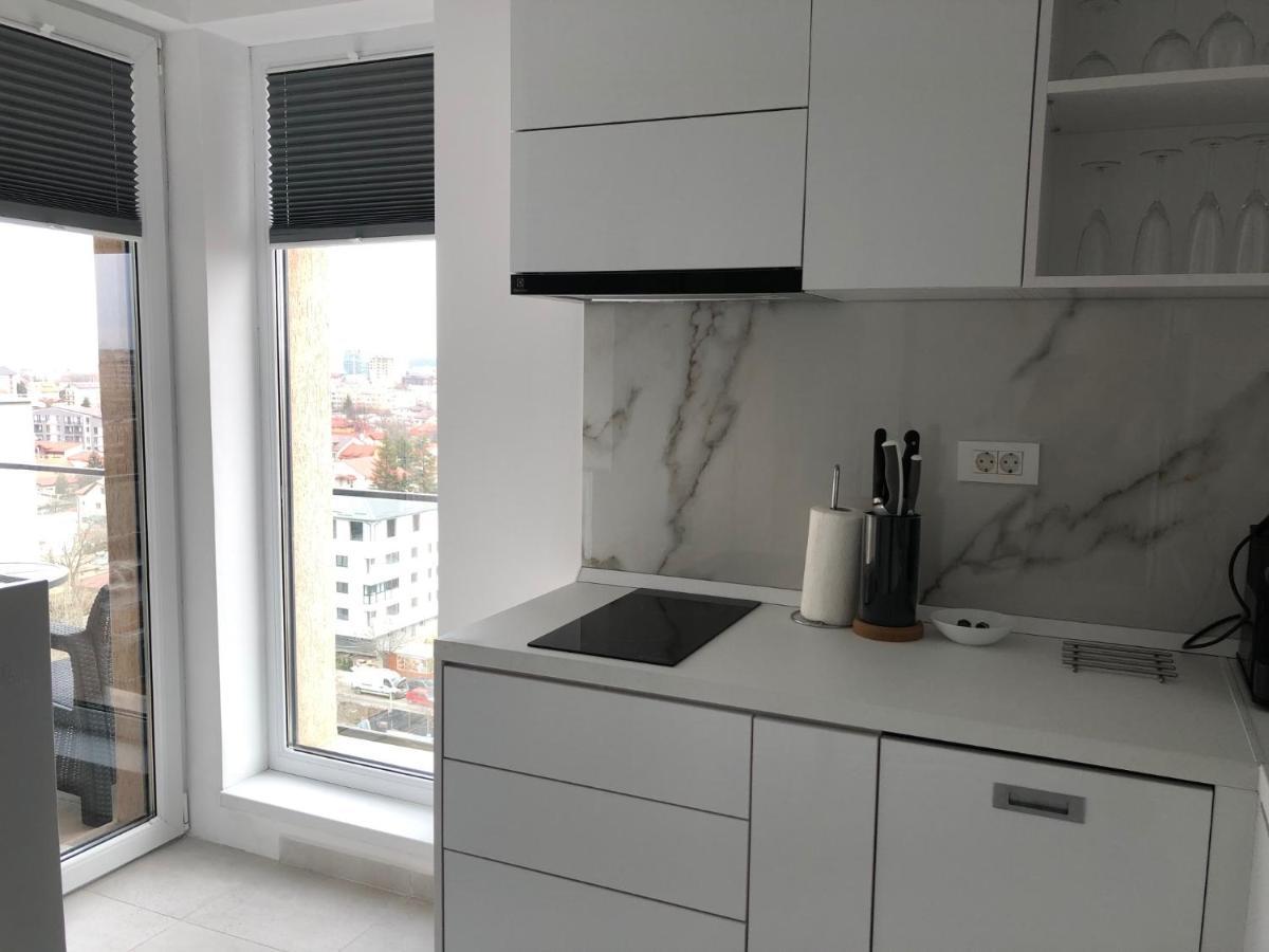 Luxury Westpark 2-Room Apartment Lakeview W5 บูคาเรสต์ ภายนอก รูปภาพ